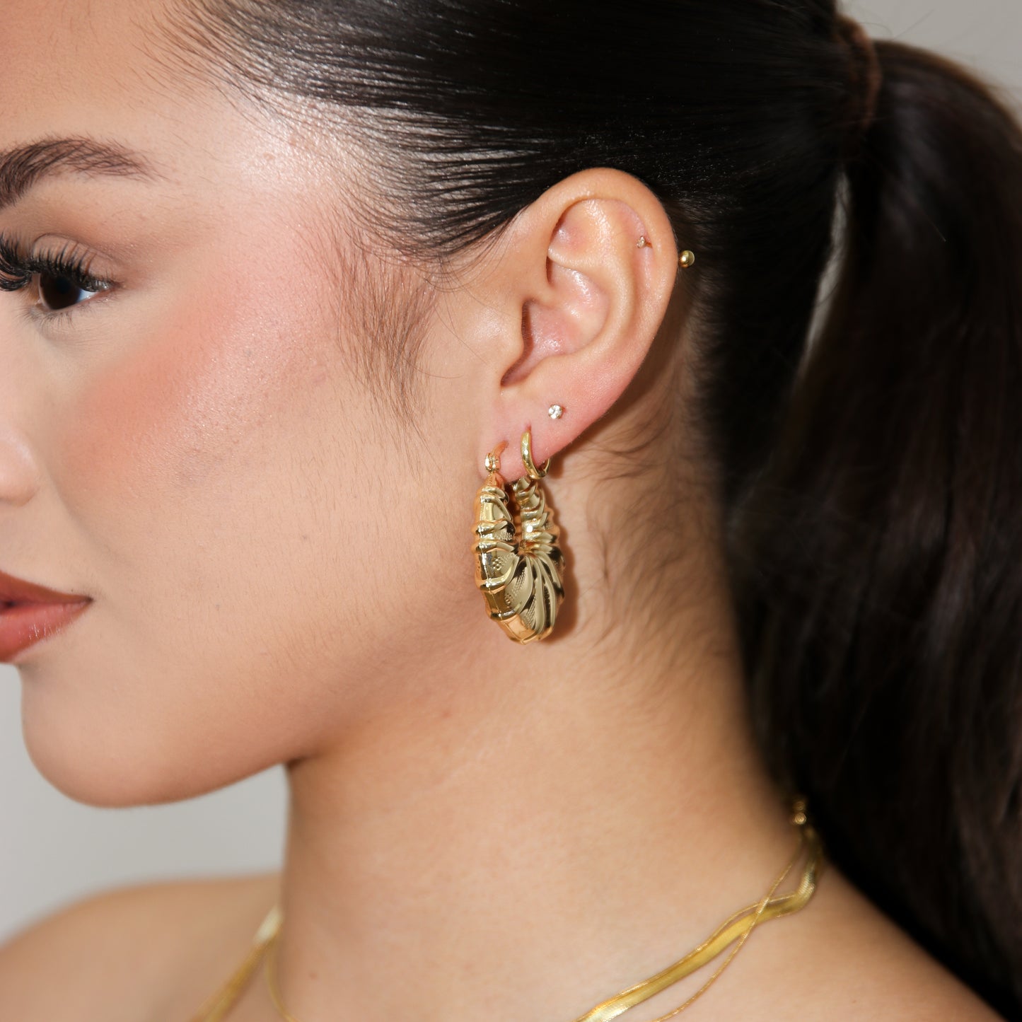 Ziara hoops