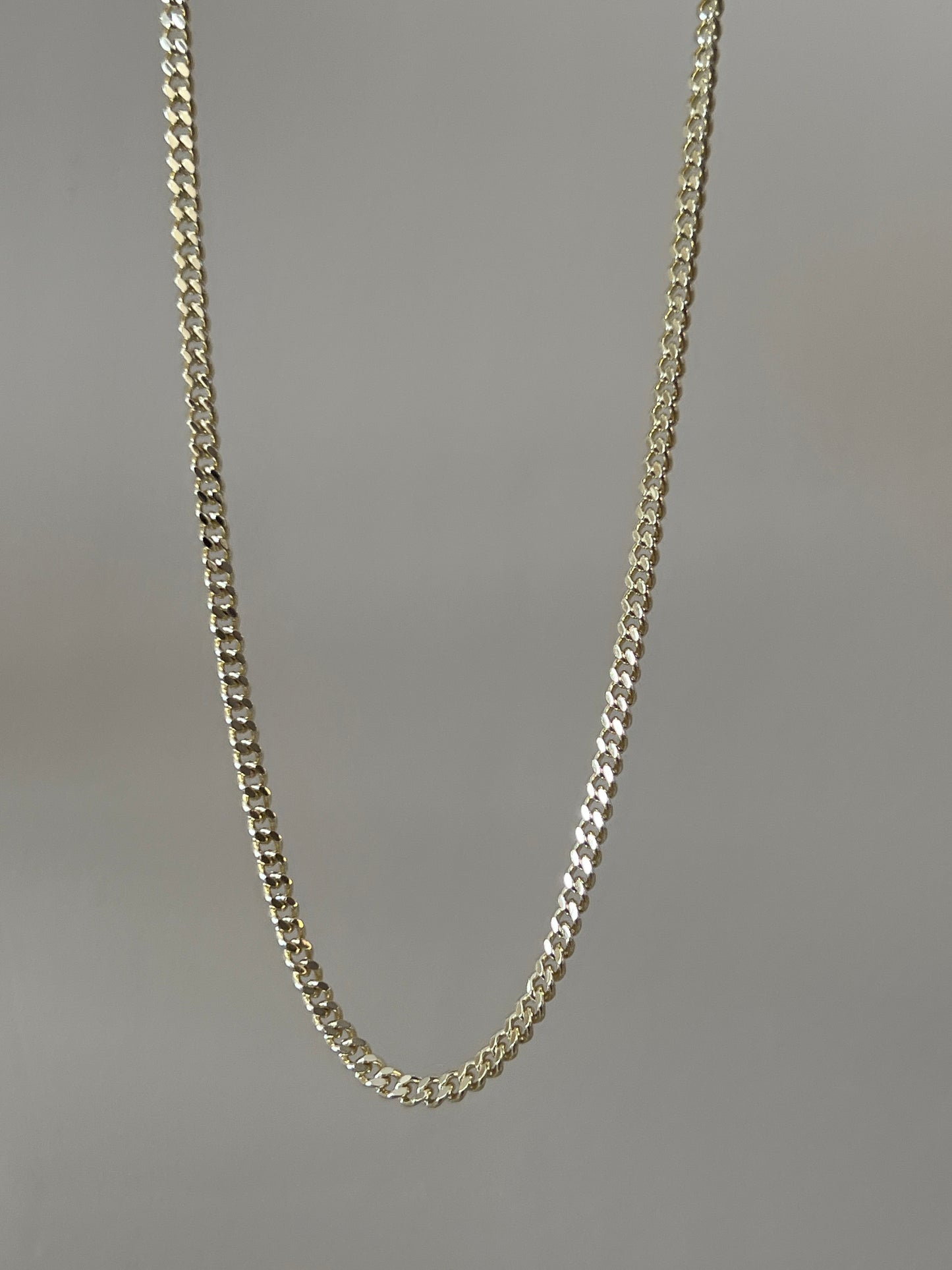 Lina curb necklace