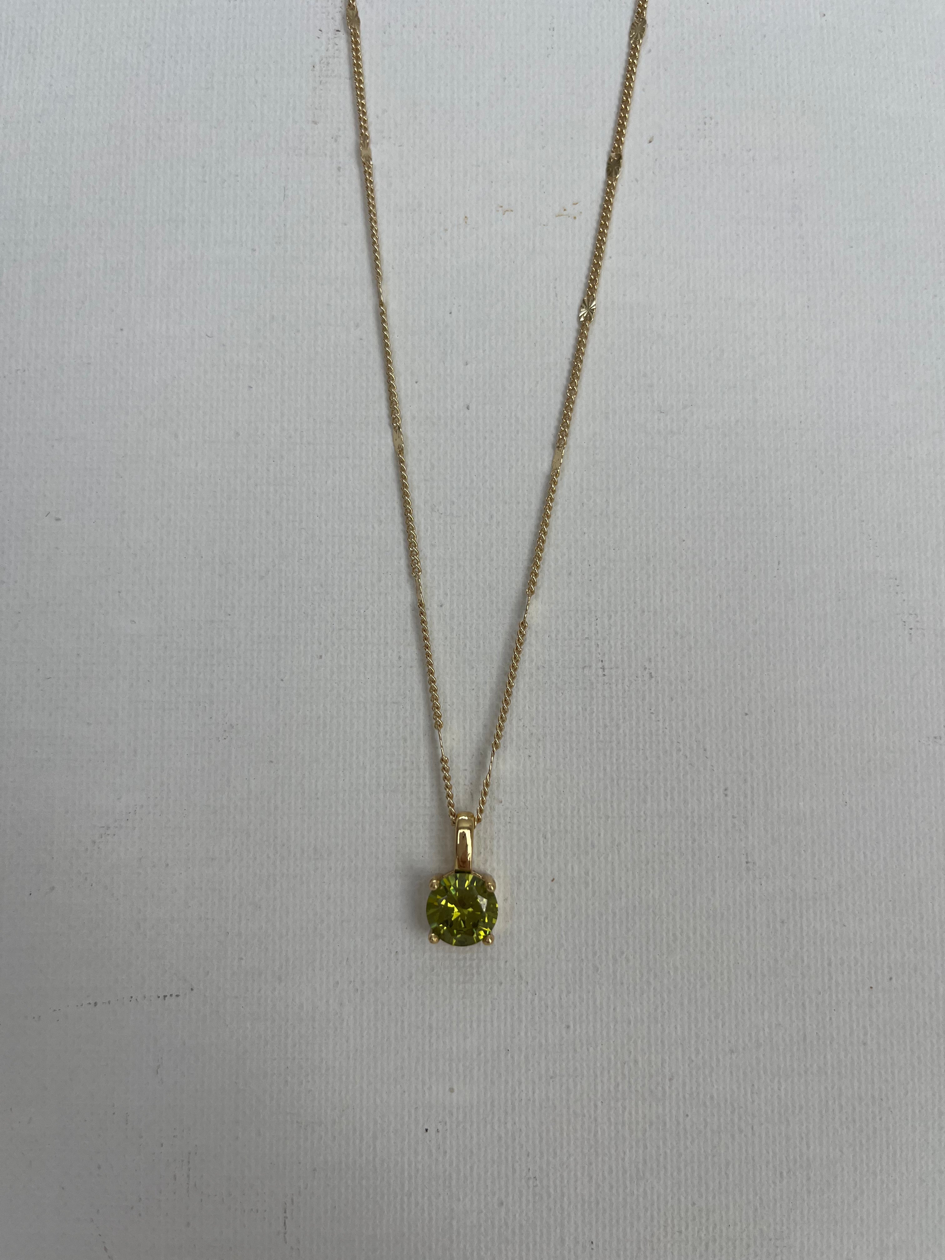 Esmeralda necklace
